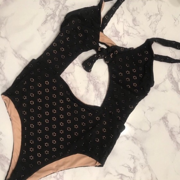 Amuse Society swim suit monokini - Picture 3 of 4